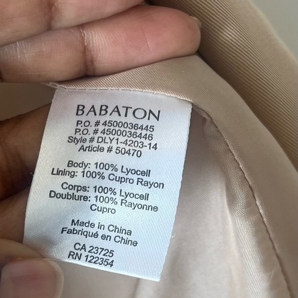 Aritzia Babaton Dante Beige Blazer Size 2 Lyocell Relaxed - Picture 11 of 12